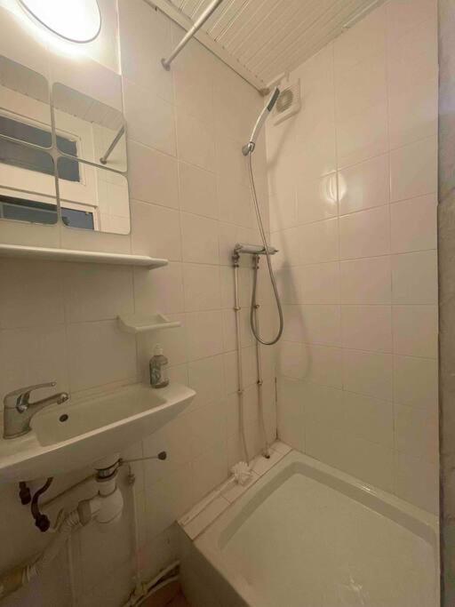 Appartement Cosy Centre Ville Melun Exterior foto