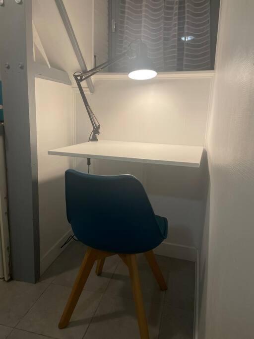 Appartement Cosy Centre Ville Melun Exterior foto