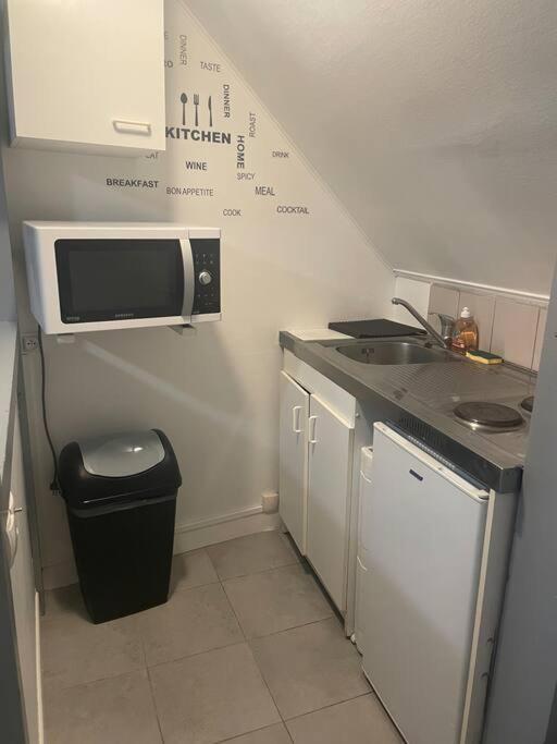 Appartement Cosy Centre Ville Melun Exterior foto