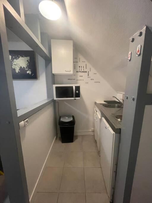 Appartement Cosy Centre Ville Melun Exterior foto
